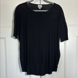 LuLaRoe Black Oversized Relaxed Short Sleeve Tee
